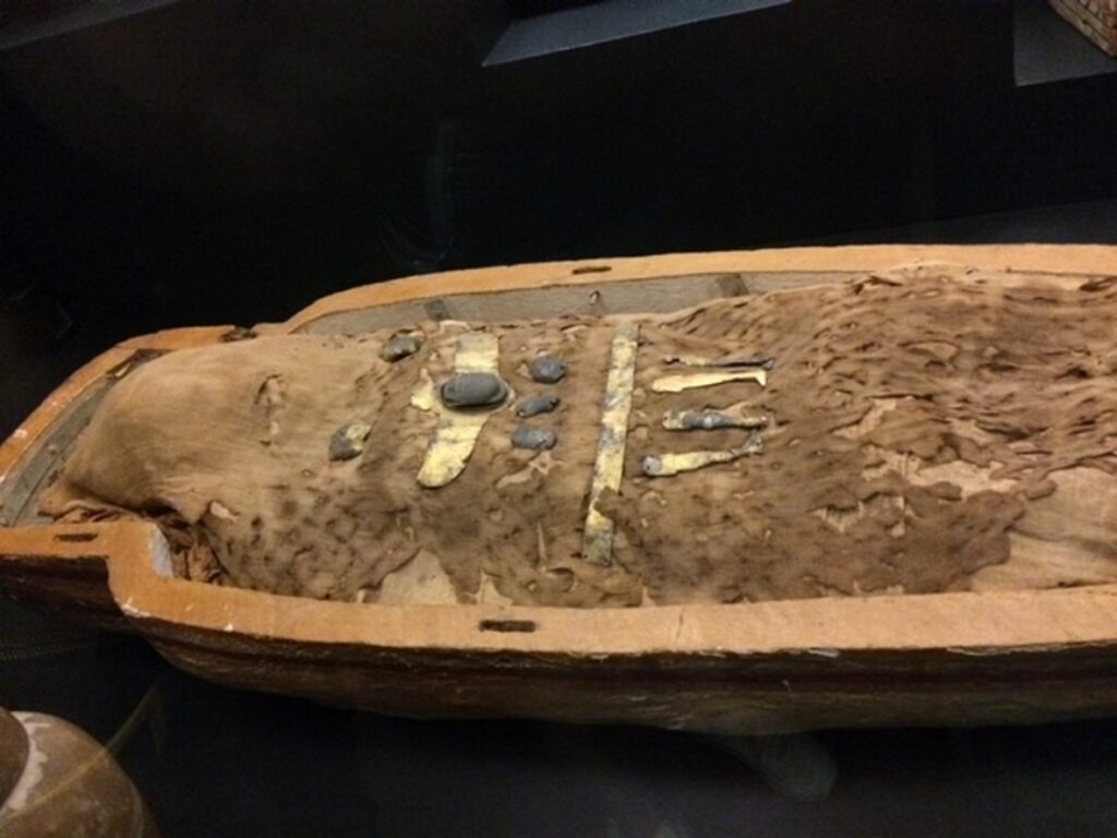 Múmia egípcia no Museu do Vaticano